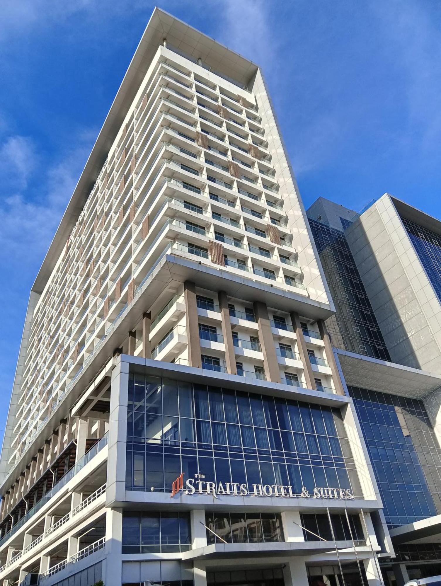 The Straits Suites By Ciconia Malacca Exterior photo