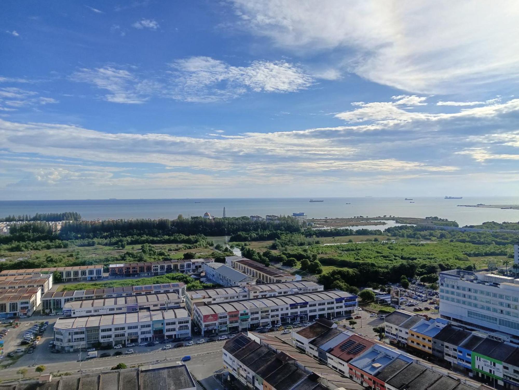 The Straits Suites By Ciconia Malacca Exterior photo
